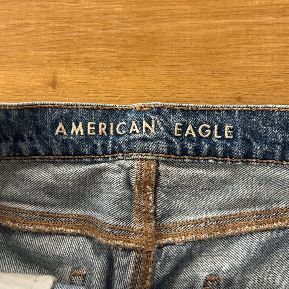 American Eagle Outfitters Womens Denim Shorts Size 00 Blue Distressed Frayed Hem - Picture 2 of 7